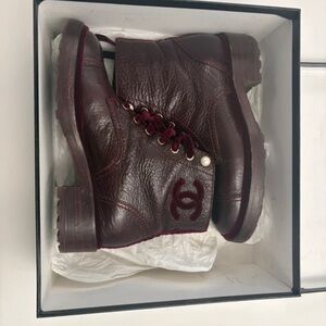 CHANEL Brown Ankle Boots with Burgundy Accents
